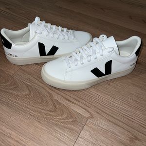 Veja Campo Low Top Sneakers Black/White Sz 40/10
